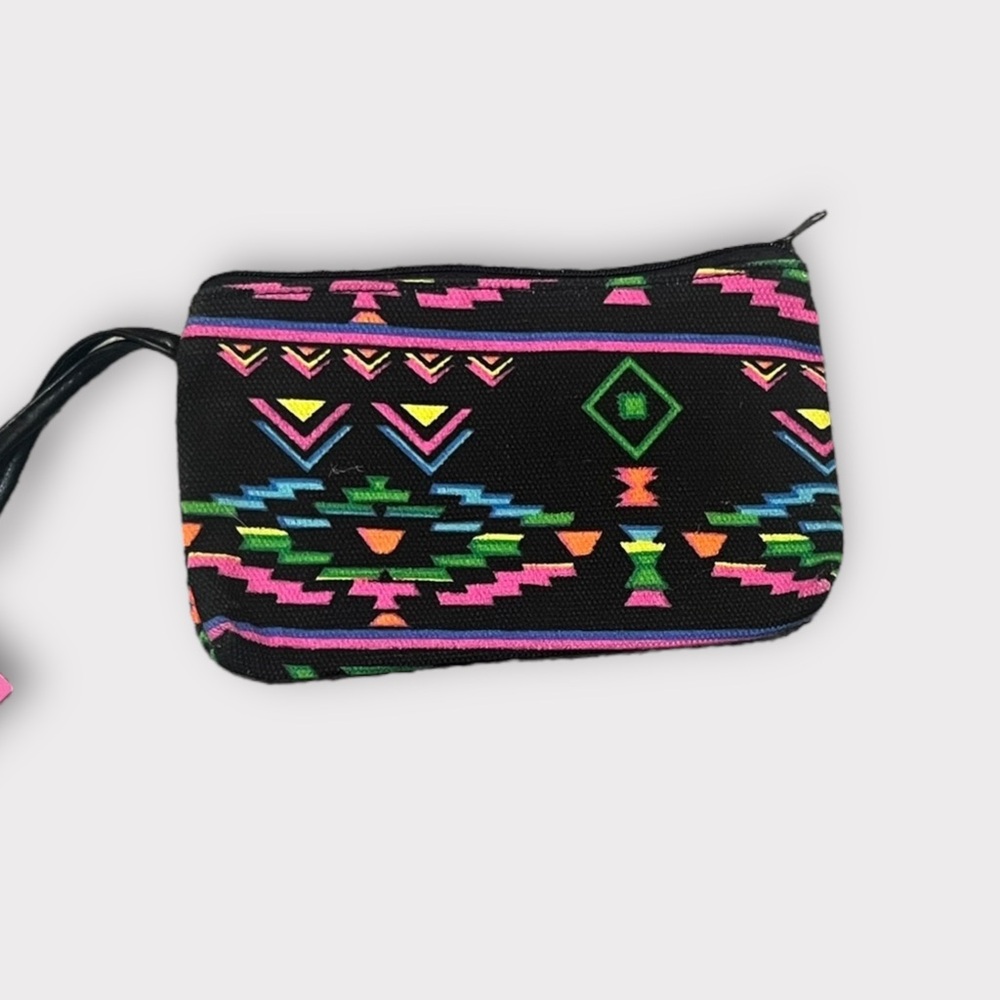 NWT. Neon Southwestern Geometric Pattern Clutch/Cosmetics Bag